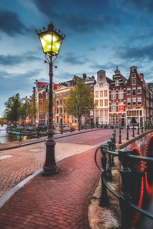  Amsterdam Lantern.