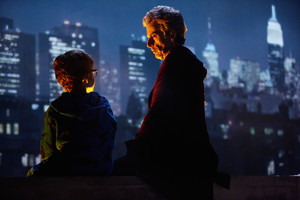  Doctor Who - The Return of Doctor Mysterio - Promo Pics