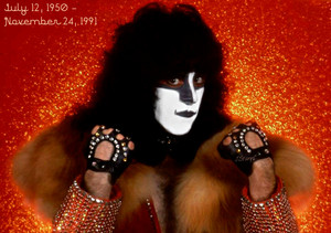  Eric Carr (July 12, 1950 – November 24, 1991) 25 years without the cáo, fox