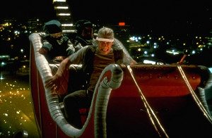  Ernest Saves Christmas (1988)