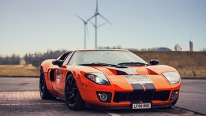  Ford GT оранжевый