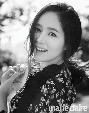  Han Ga In is a perfect goddess in 'Marie Claire'