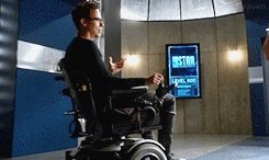 Harrison Wells in "Flash vs. Arrow"