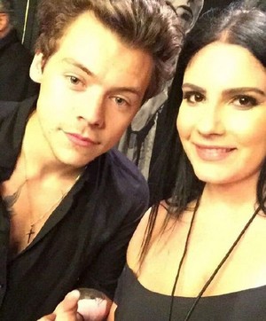  Harry with a Фан