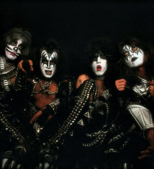  吻乐队（Kiss） (NYC) June 1, 1977