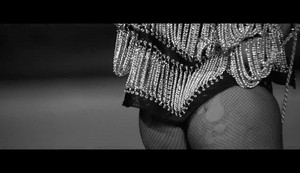 Lookin 屁股 (Explicit) {Music Video}