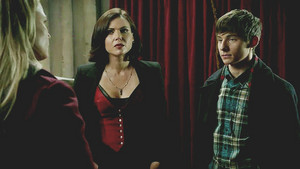  Regina, Henry, and Emma