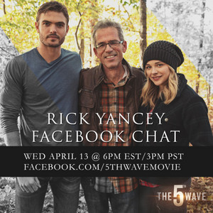  Rick Yancey with Alex Roe and Chloe Grace Moretz