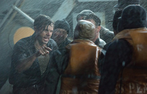  Casey Affleck as rayon, ray Sybert in The Finest Hours