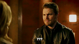 Oliver Queen being utterly confused by Felicity Smoak