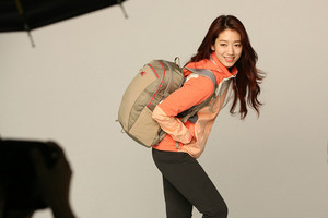  PARK SHIN HYE CHOSEN TO CONTINUE WITH FRENCH OUTDOOR BRAND MILLET