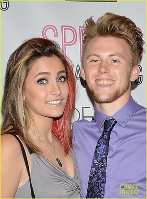  Paris Jackson Red Carpet Appearance With Chester Castellaw