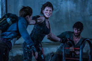  Resident Evil: The Final Chapter - Abigail, Alice and Doc