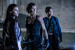  Resident Evil: The Final Chapter - Claire, Alice and Abigail
