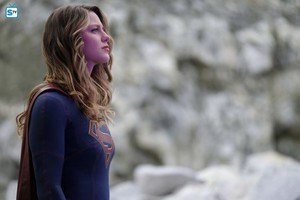  Supergirl - Episode 2.09 - Supergirl Lives - Promo and 防弾少年団 Pics