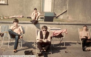  The Beatles Sunbathing