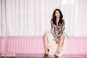  Song Ji Hyo for 'Allure'!