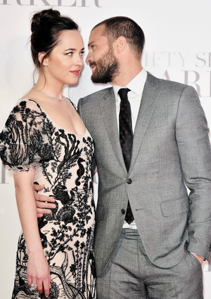  Dakota and Jamie at Londres premiere of Fifty Shades Darker