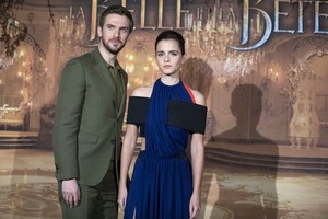  Emma Watson at the 'Beauty and the Beast' Paris photocall [February 20, 2017]