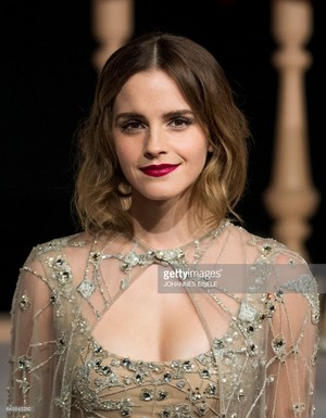  Emma Watson at the Shanghai 'Beauty and the Beast' premiere