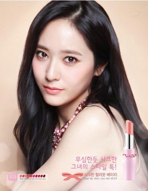 Krystal shows off her glowing skin and beauty in new cuts for 'Etude House'