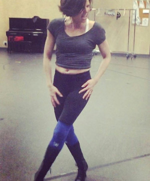  Lana Rehearsing For The Musical Episode