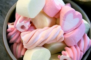  गुलाबी Marshmallows