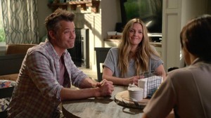  Santa Clarita Diet "So Then a Bat または A Monkey" (1x01) promotional picture