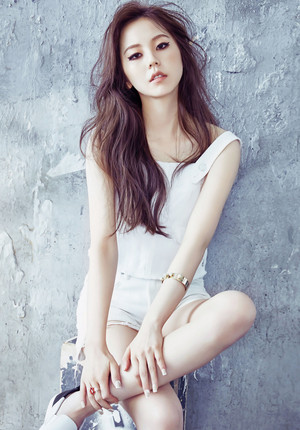  Sohee for Cosmopolitan Korea August 2016