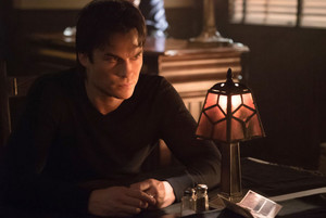  TVD 8x11 ''You Made a Choice to Be Good'' Promotional still