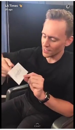  Tom Hiddleston Plays Marvel Character o Instagram Filter Lrg 36