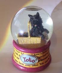  Toto Snow Globe