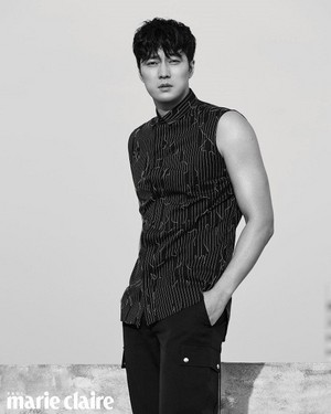 'Marie Claire Taiwan' drops more suave images of So Ji Sub