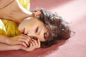  [Teaser Photo] Taeyeon - Make Me 사랑 당신 @ 'My Voice' Deluxe Edition