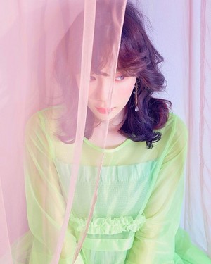  [Teaser Photo] Taeyeon - Make Me 愛 あなた @ 'My Voice' Deluxe Edition