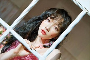  [Teaser Photo] Taeyeon - Make Me 사랑 당신 @ 'My Voice' Deluxe Edition