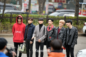  170331 GOT7 Heading to KBS musique Bank