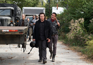  7x16 ~ The First siku of the Rest of Your Lives ~ Eugene, Negan and Simon