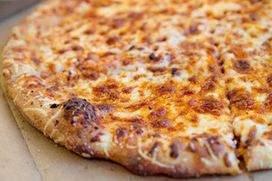 пицца с сыром, пицца сыр