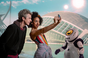  Doctor Who - Episode 10.02 - Smile - Promo Pics