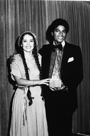  Michael Jackson And Nicolette Larson