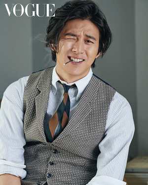  GO SOO FOR MAY ISSUE OF VOGUE