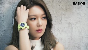 SNSD Sooyoung CASIO BABY-G 2017SS Photoshoot