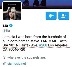  Sia's Fan mail