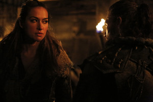  The 100 "Die All, Die Merrily" (4x10) promotional picture