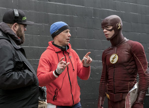  The Flash - Episode 3.19 - The Once and Future Flash - Promo and 防弹少年团 Pics