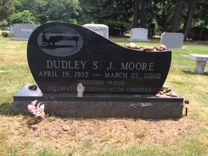  Gravesite Of Dudley Moore