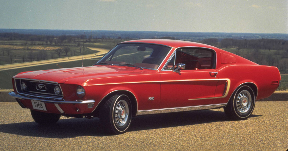 104201968 Ford Mustang Fastback GT red