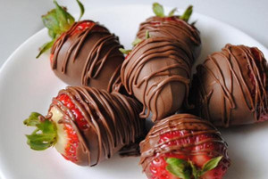  Schokolade Covered Strawberries