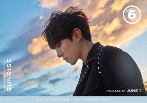  DAY6 reveal new teaser gambar for first full-length album 'Sunrise'